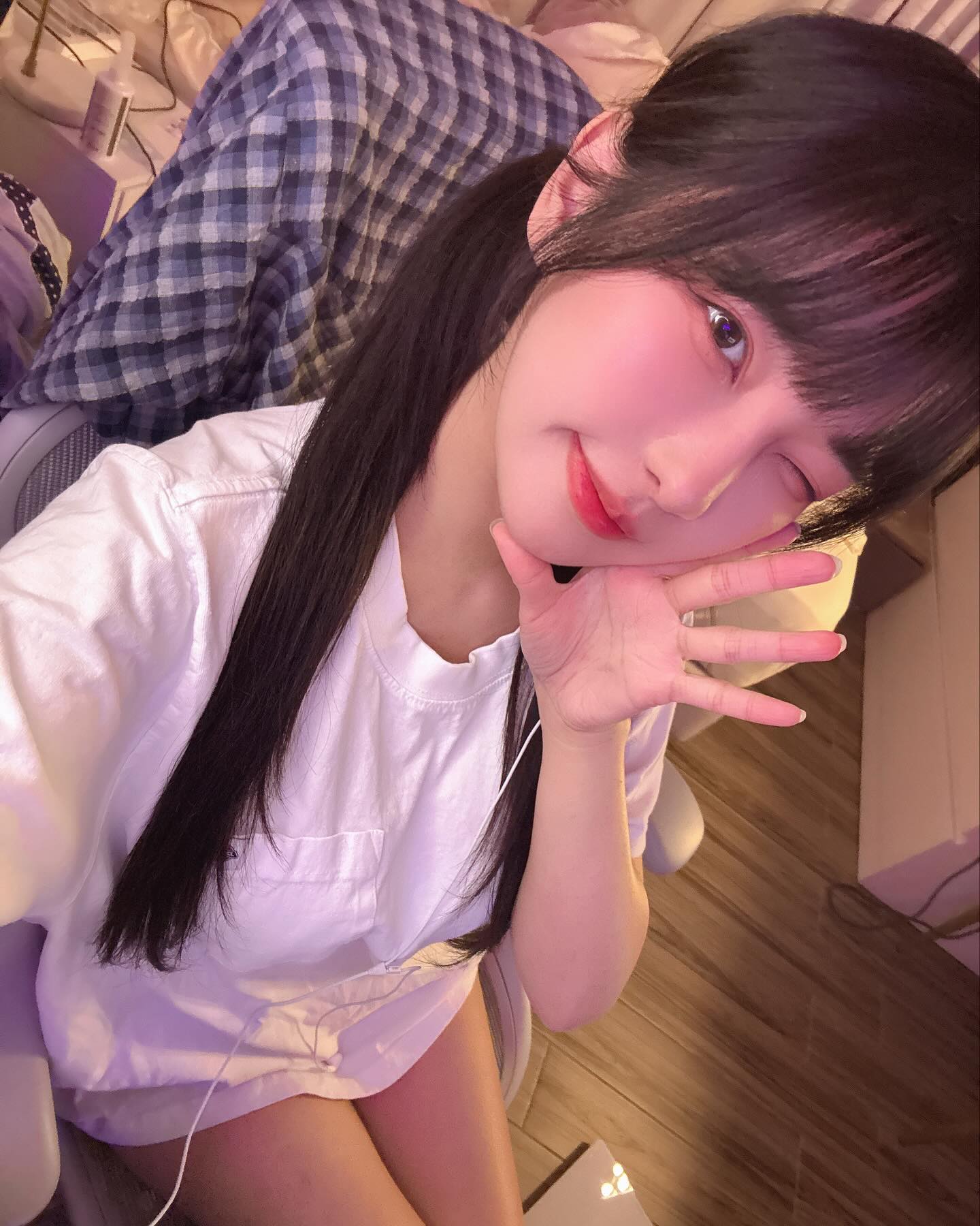 田纳西州留学生约炮约爱加line：wt8135