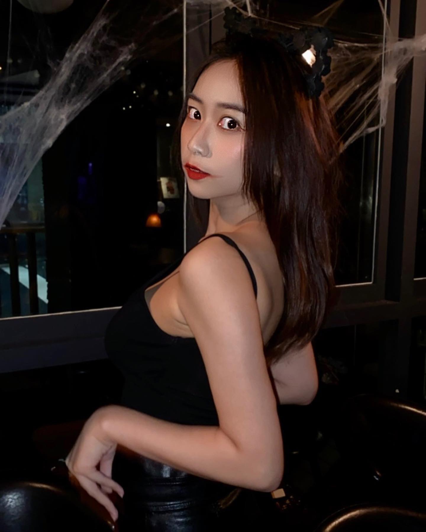 奥斯汀留学生约炮约爱加line：qj98877