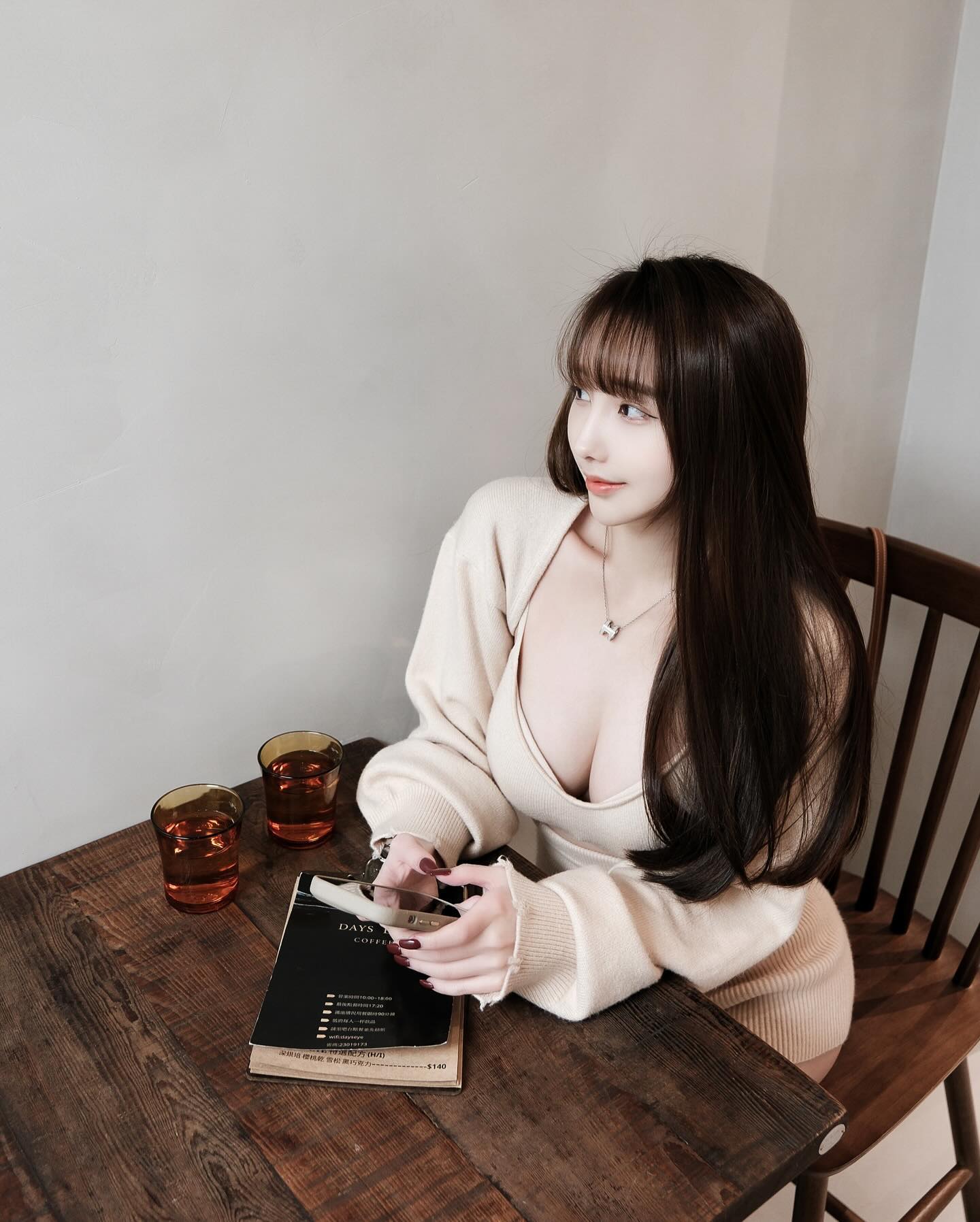 留学生约炮约爱加line：wt8135