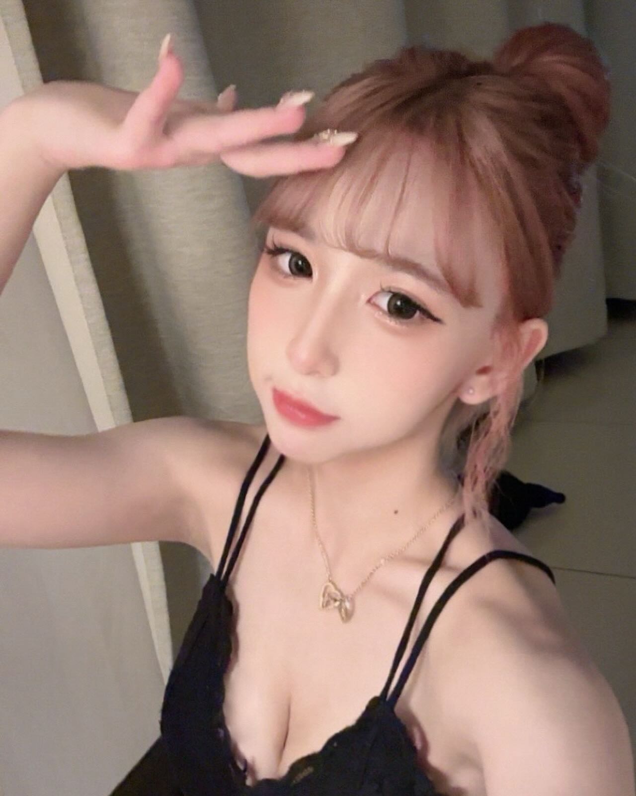 留学生约炮约爱加line：qj98877可上门