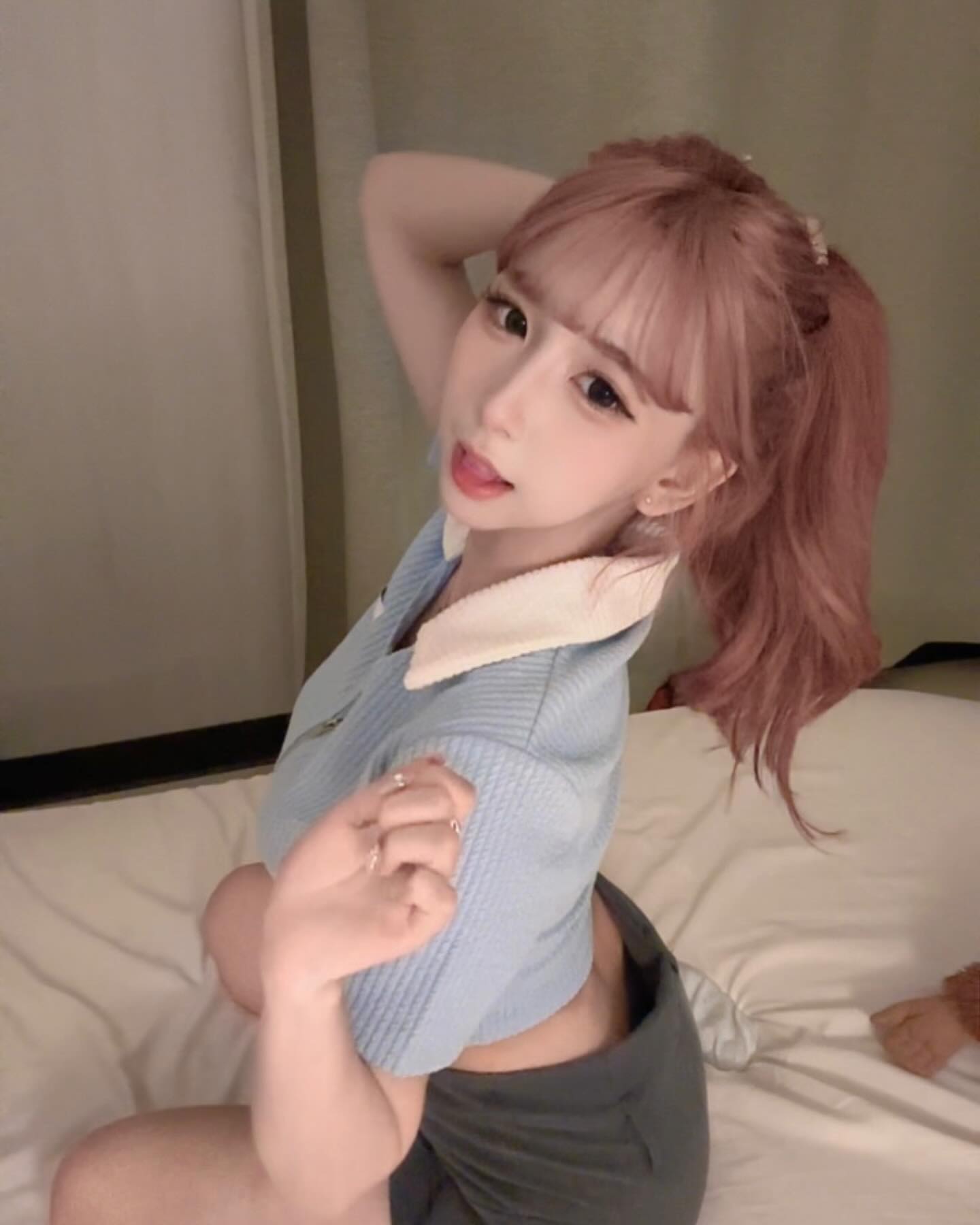 留学生约炮约爱加line：qj98877可上门