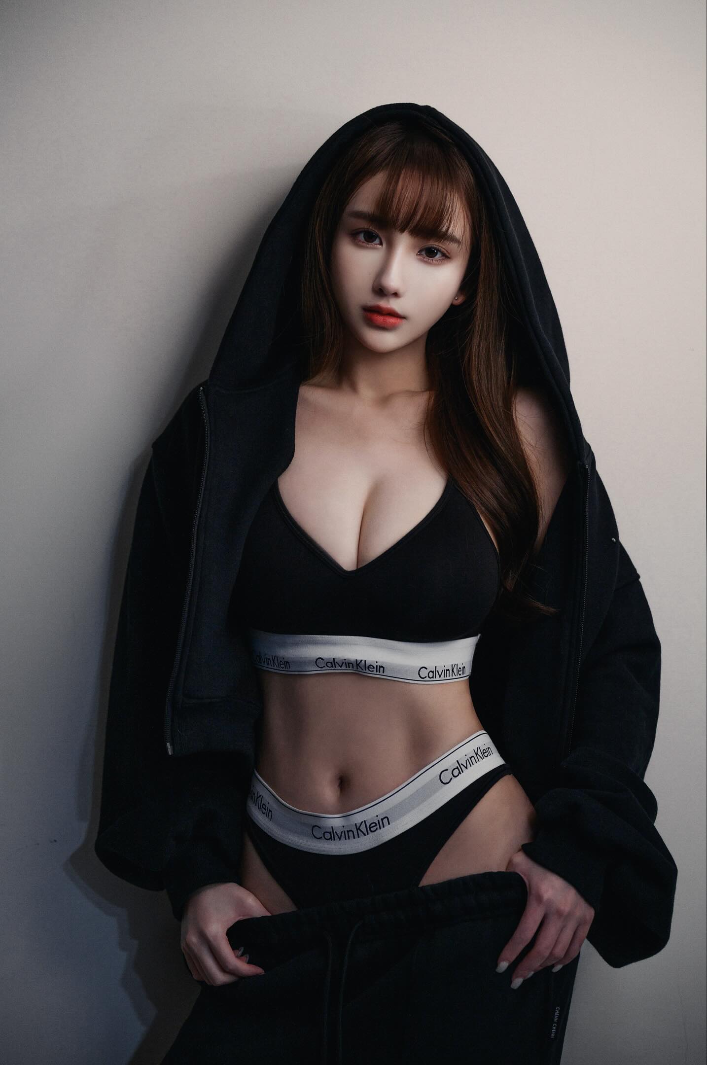 留学生约炮约爱加line：wt8135