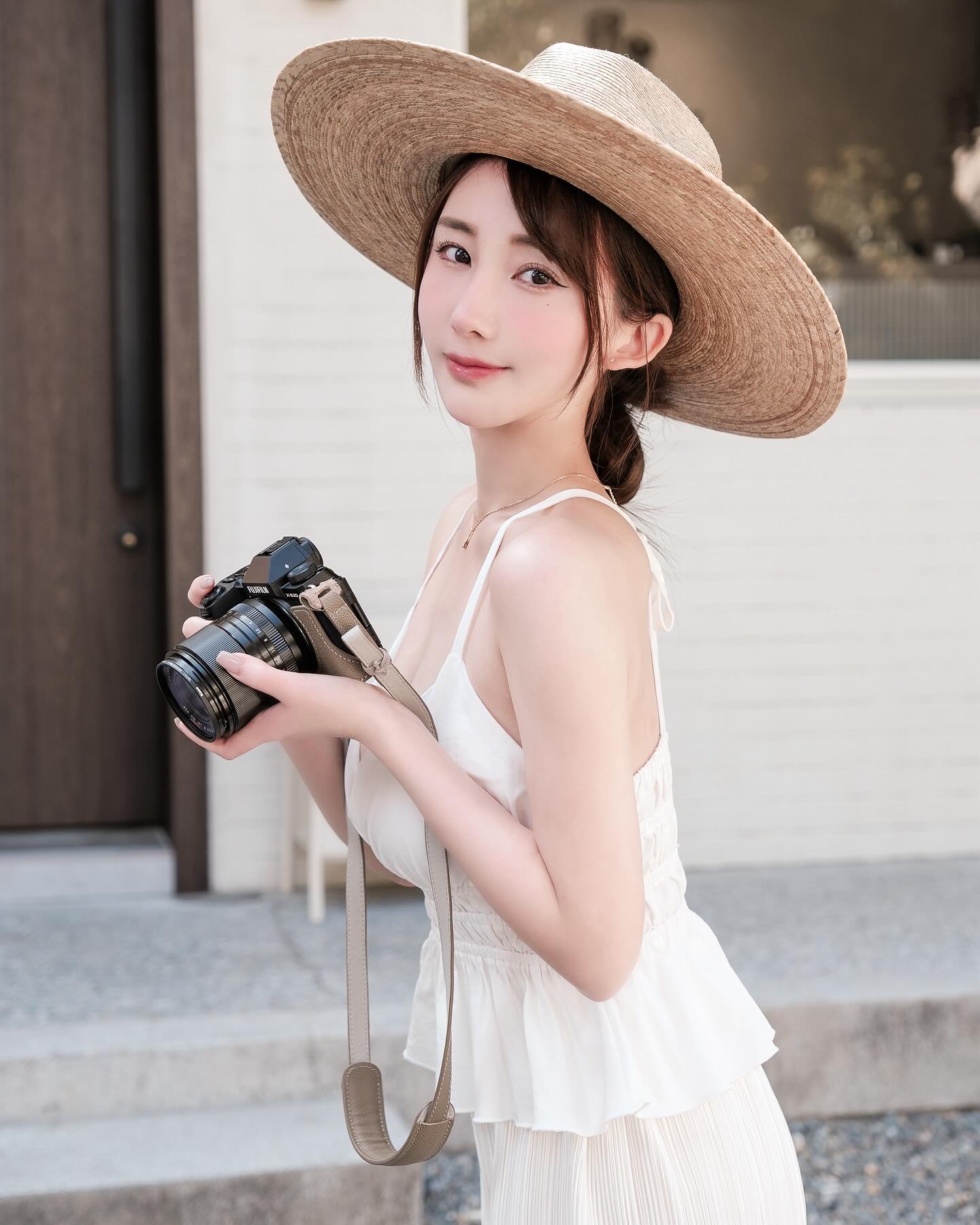 留学生约炮约爱加line：wt8135