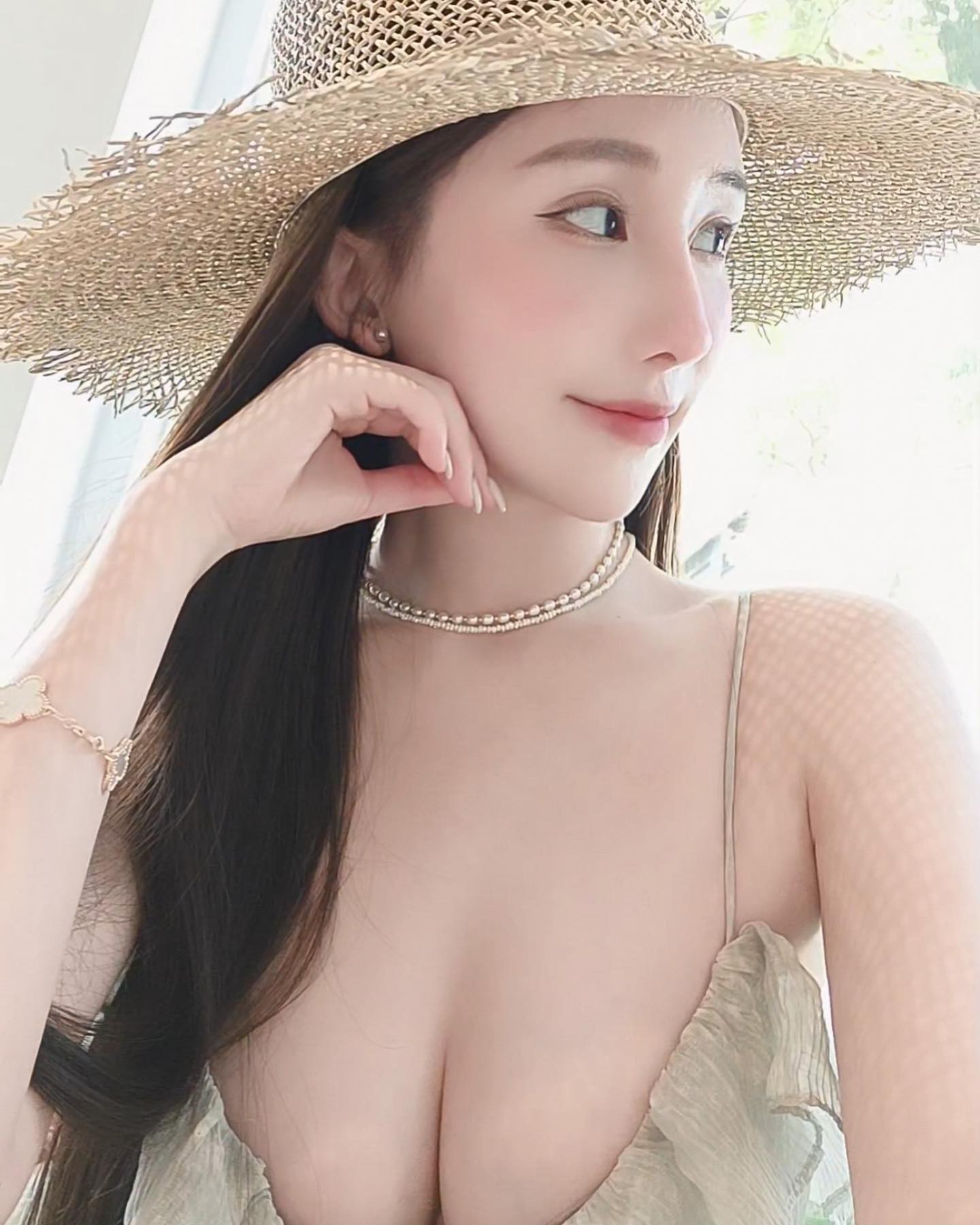 留学生约炮约爱加line：wt8135